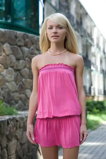 Skinny Blonde Flashes Her Tits in a Dress and High Heels