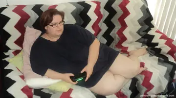 BBW MILF in Glasses Fondles Her Big Tits and Rubs Her Clit
