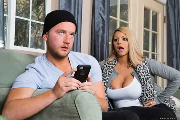 Brooklyn Chase – Busty Brunette with a Tattoo Takes Anal and Gives a Blowjob