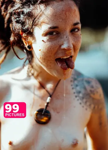 Anuskatzz – Tattooed Brunette in Pigtails Gives a Blowjob and Handjob