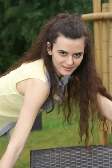 Alberta L – Tall Slim Curly Brunette Spreads Her Pussy Outdoors
