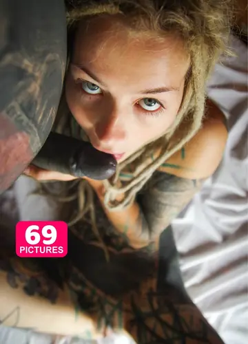 Anuskatzz – Thick Tattooed Brunette in Pigtails Kisses Partner and Spreads Her Pussy