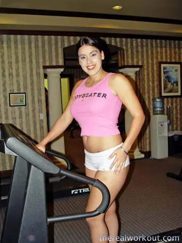 Megan Jones – Tall Latina MILF Gives a Blowjob and Rides Cowgirl