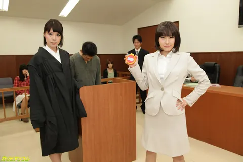 Nonoka Kaede: Slim Japanese Babe Gets Creampied in a Public Office – photo 1 of 20