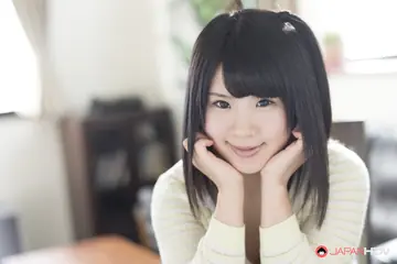 Ami Oya – Japanese Woman Pulls Down Her Panties on the Sofa