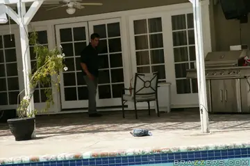 Paisley Adams – Skinny Brunette MILF Sucks and Rides Cowgirl Outdoors