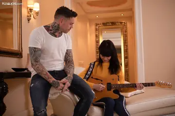 Sasha Colibri – Tattooed Brunette MILF Takes Anal and Rides Her Guitar Teacher
