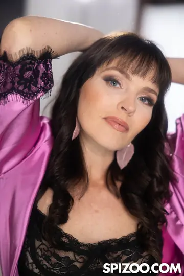 Krissy Lynn – Skinny Brunette MILF Rides Cock After Dropping Her Robe