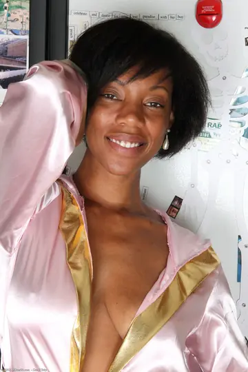Ebony MILF Masturbates with a Dildo