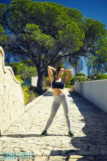 Brook Wright – Busty British Brunette Flashes Her Thong Outdoors