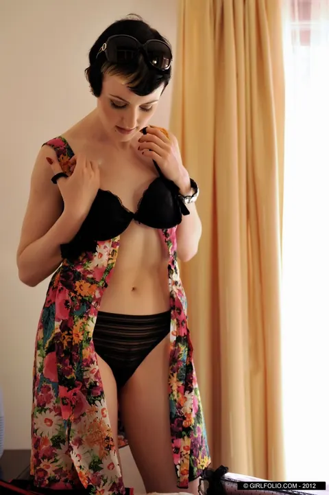 Anita De Bauch: Skinny Short-Haired Brunette Changes into Lingerie Outdoors – photo 9 of 12