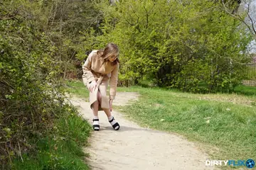Amateur Brunette in Glasses Takes Anal Outdoors