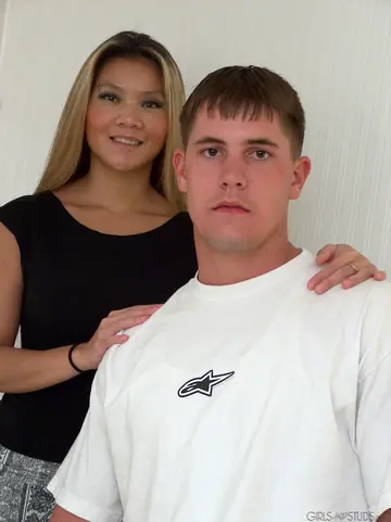Amateur Couple Fucks in the Bathroom and Bedroom