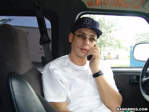 Tall Brunette Fucks Driver in the Car Outdoors – photo 1 of 20