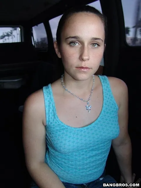 Tall Brunette Fucks Driver in the Car Outdoors – photo 12 of 20
