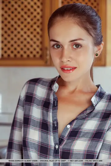 Maria Espen – Slim European Brunette with Big Tits Strips Out of Her Jeans in the Kitchen