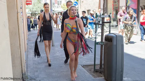 Sienna Day & Tina Kay: Tall Busty Blonde Bound and Fisted in Public – photo 6 of 21