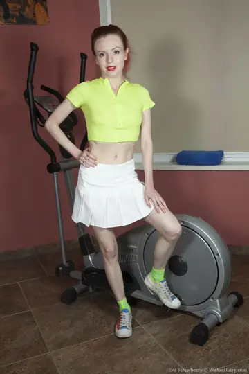 Eva Strawberry – Pale Redhead MILF Spreads Her Hairy Pussy in the Gym
