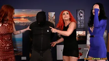 Roxi Keogh – Pale British Redhead MILF Sucks and Strokes a Clothed Man