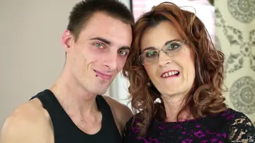 Mayna May – Brunette Granny in Stockings and Glasses Rides for a Cumshot
