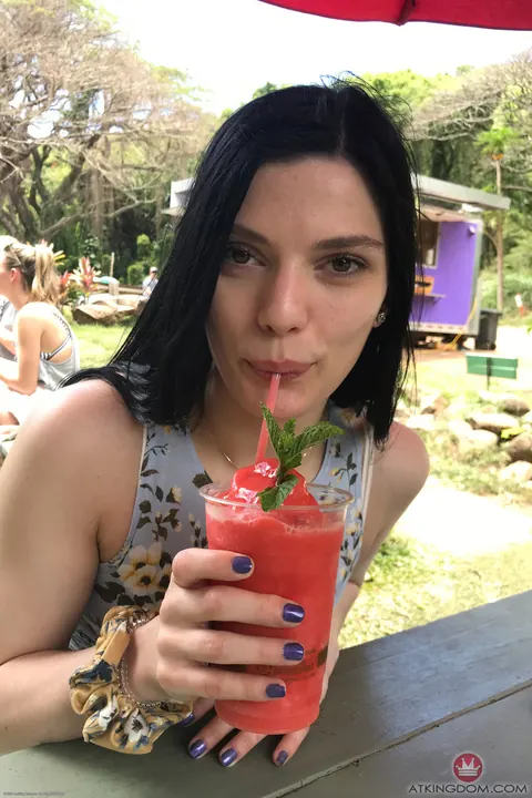 Sadie Blake: Short-Haired Amateur Brunette with Natural Tits Spreads Outdoors – photo 10 of 21