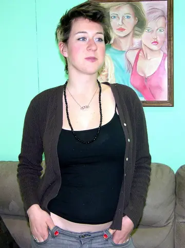 Busty Amateur Strips Out of Her Lingerie and Jeans
