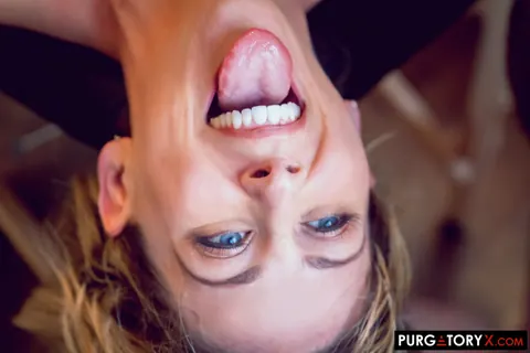 Cherie Deville: Blonde MILF Gets Banged by Two Men in a Threesome – photo 18 of 20