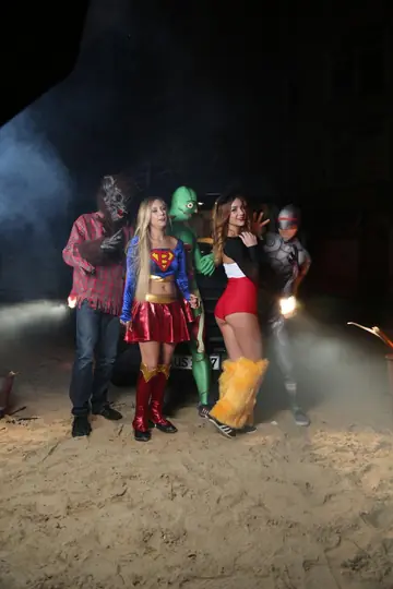 Lullu Gun – Slim European Brunette in Costume Joins a Threesome