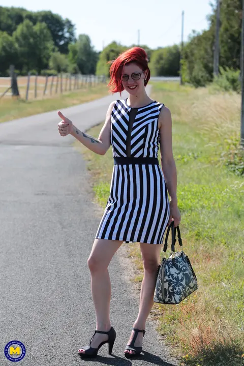 Flora Milano: Slim Redhead MILF in Glasses Gets Fucked Outdoors – photo 2 of 20