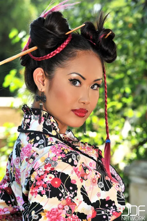 Davon Kim: Slim European Woman with Big Tits Spreads Outdoors in Costume – photo 2 of 20
