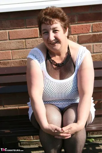 Kinky Carol – Curvy Mature Brunette Strips Outdoors in Lingerie