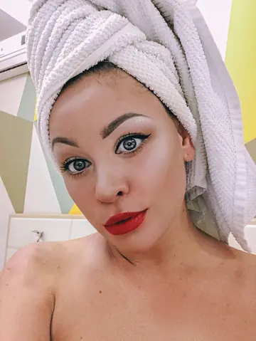 Amateur with Big Tits Poses in Panties for Mirror Selfies