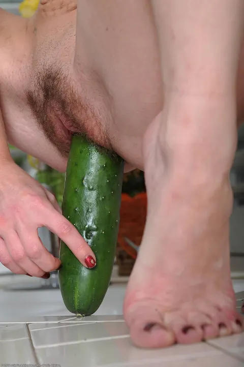Jessi Palmer: Redhead Strips and Masturbates with a Dildo While Spreading – photo 18 of 20