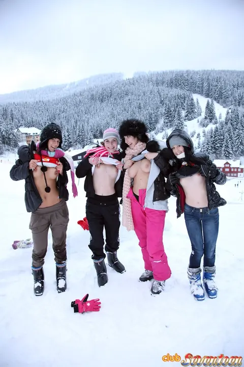 Lilly P: Blonde Lesbians Strip Out of Their Jeans and Keep Boots on Outdoors – photo 10 of 15