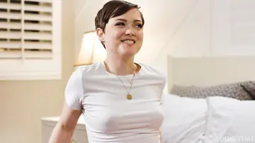 Jade Valentine – Thick Brunette Takes Anal and Doggy in Group Sex