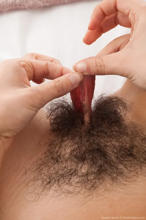 Sophie Smith: Busty German Brunette Pulls Yoga Pants Aside to Spread Her Hairy Pussy – photo 18 of 21