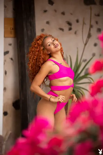 Spanish Beauty Strips Out of Her Bikini and Poses Nude