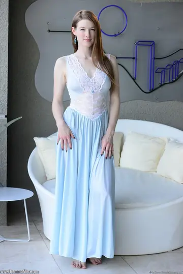 Thick Redhead Lifts Her Skirt to Finger Her Pussy