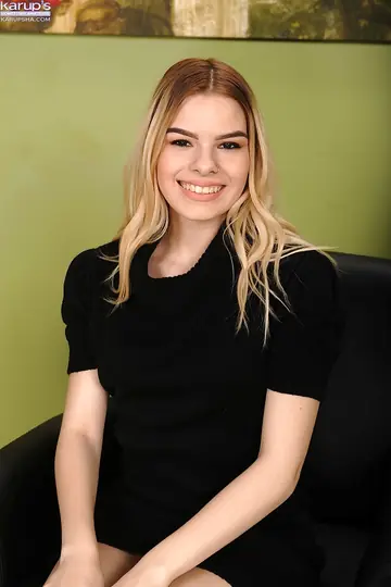 Cora Ora – Blonde Hooks Thumbs in Panties and Spreads Her Shaved Pussy