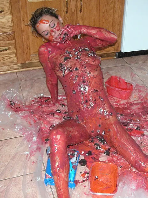 Petite MILF Covers Herself in Cake Batter in the Kitchen – photo 20 of 21