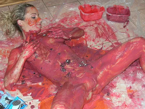 Petite MILF Covers Herself in Cake Batter in the Kitchen – photo 15 of 21