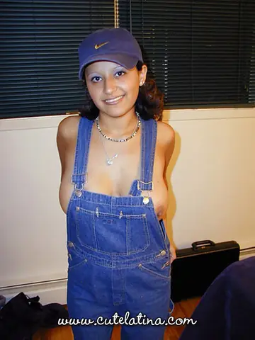 Latina in Jeans Uncovers Her Big Tits and Spreads Her Pussy