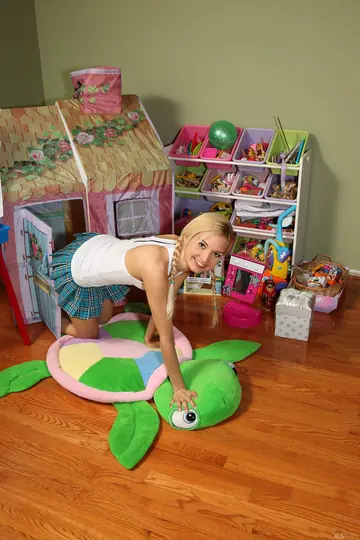 Franziska Facella – Slim German Blonde Fingers Herself and Uses a Dildo