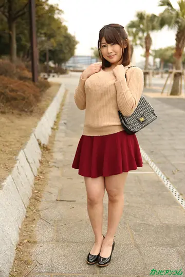 Sakura Kirishima – Curvy Japanese Babe Gives a Titjob and Rides Cowgirl