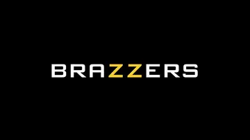 Vanessa Vega – Thick Brunette Latina in Latex Takes Anal and a Huge Cumshot