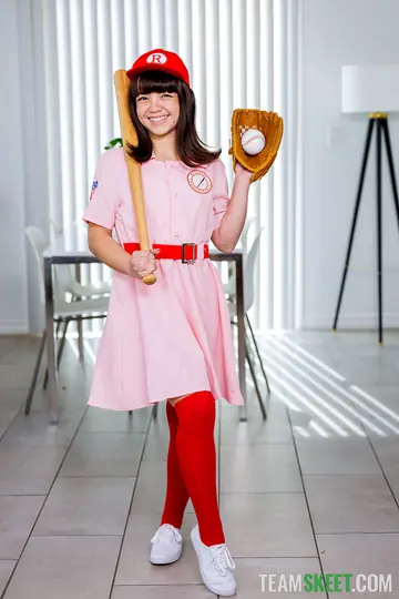 Mochi Mona – Petite Asian Brunette Undresses, Kisses Partner and Gets Fucked