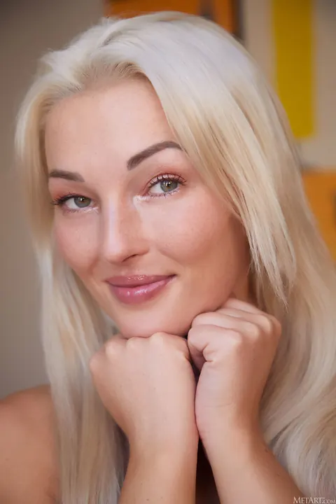 Lovita Fate: Slim Blonde with Natural Tits Poses Nude – photo 4 of 21