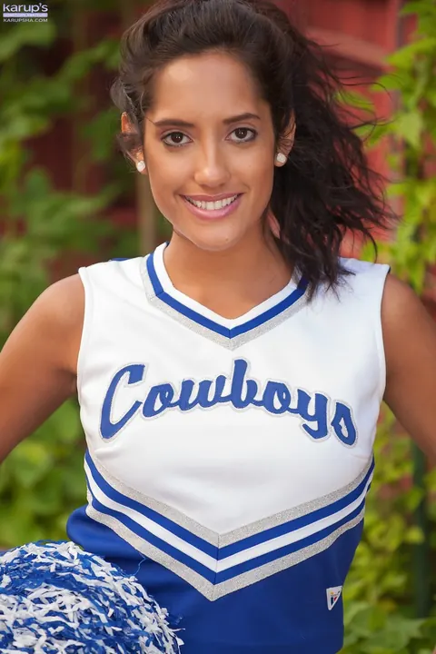Chloe Amour: Latina in Uniform Skirt Bares Her Body Outdoors – photo 3 of 21