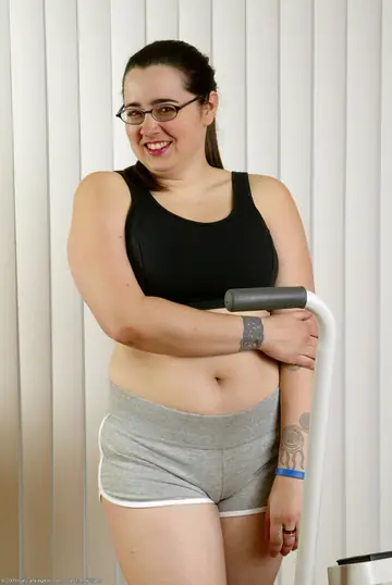 BBW with Big Tits and Hairy Pussy Poses in Glasses