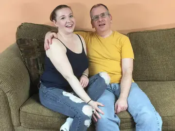 Sinful Skye – Curvy MILF Strips Out of Her Jeans for POV Blowjob and Sex
